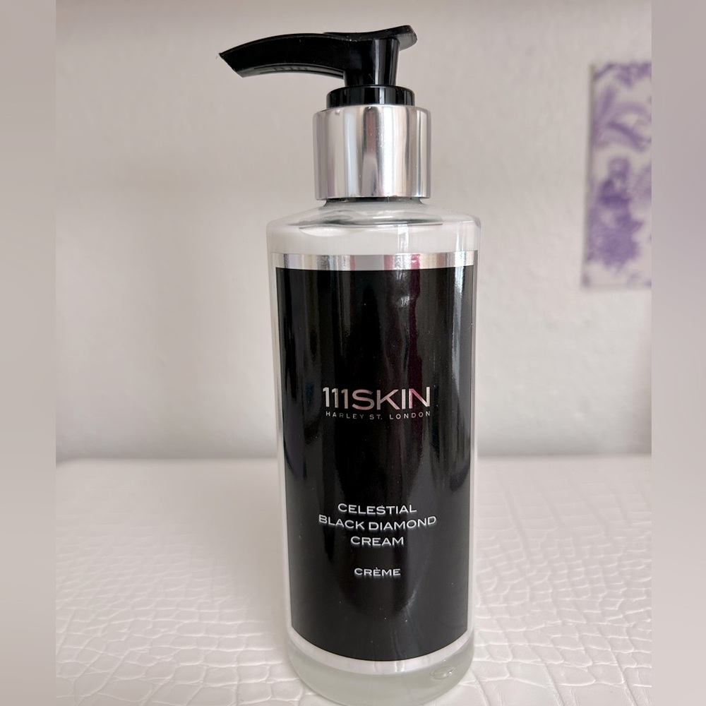 111SKIN Celestial Black Diamond Cream - Black and Silver.